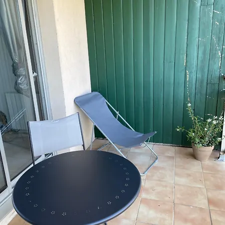 Au Coeur De La Vallee Bleue Apartment