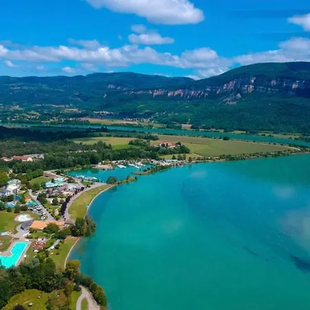 Au Coeur De La Vallee Bleue *